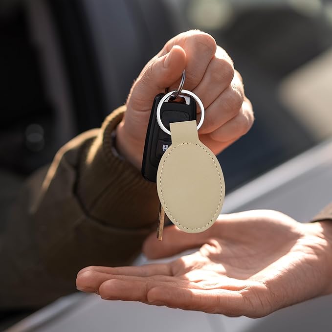 LaserGram Oval Keychain, Palm Trees, Personalized Engraving Included (Beige)