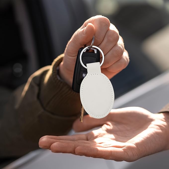 LaserGram Oval Keychain, Palm Trees, Personalized Engraving Included (White with Silver)
