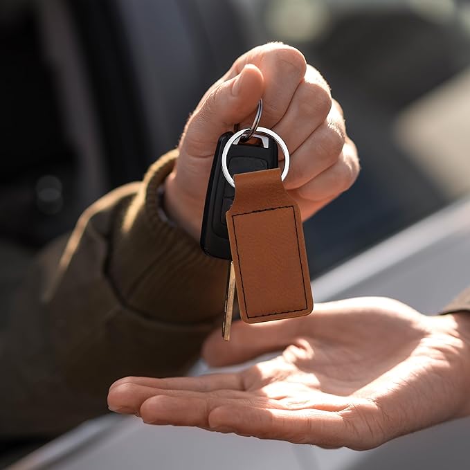LaserGram Rectangle Keychain, Golfer Golfing, Personalized Engraving Included