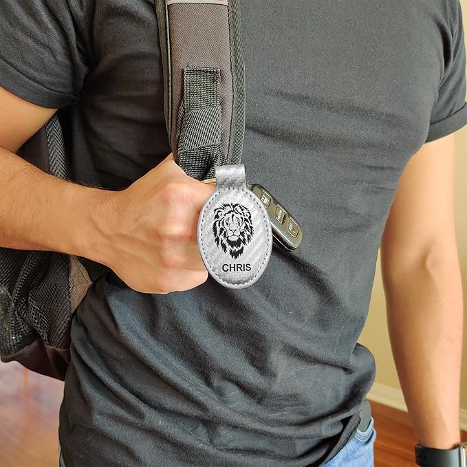 LaserGram Oval Keychain, Golfer Golfing, Personalized Engraving Included (Carbon Fiber Silver)