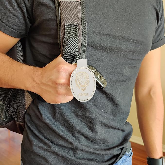 LaserGram Oval Keychain, Palm Trees, Personalized Engraving Included (White with Gold)