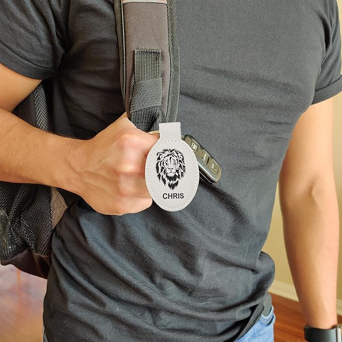 LaserGram Oval Keychain, Palm Trees, Personalized Engraving Included (White)