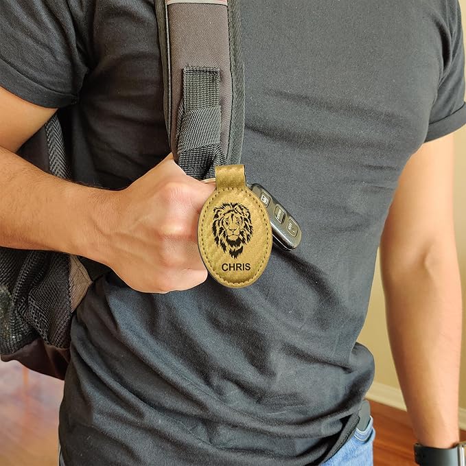 LaserGram Oval Keychain, Palm Trees, Personalized Engraving Included (Carbon Fiber Gold)