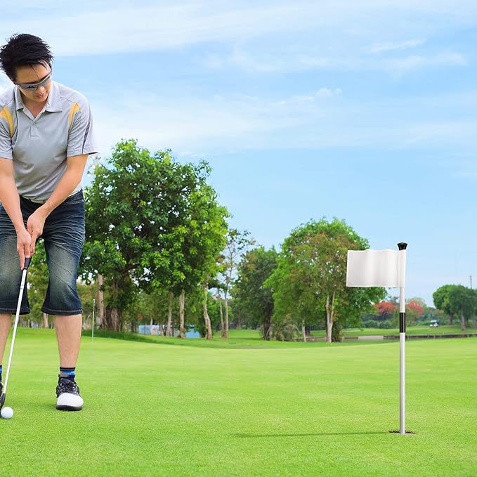 Pelopy Set of 3 Golf Flagsticks Golf Putting Green Flagstick Flag Stick for Yard Portable Fiberglass 2-Section for Chipping Greens Practice Course Backyard Indoor Outdoors, 2.4 Feet