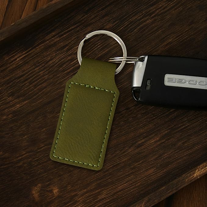 LaserGram Rectangle Keychain, Golfer Golfing, Personalized Engraving Included